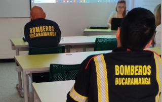 SintraBomberos reunidos con las directivas para llegar a acuerdos que beneficien a la Ciudad Bonita.