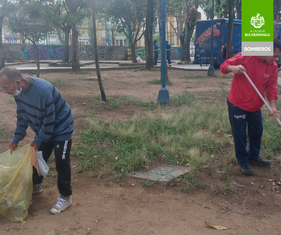 “Tenemos que ayudar como comunidad a limpiar los parques”: Fanny Pérez